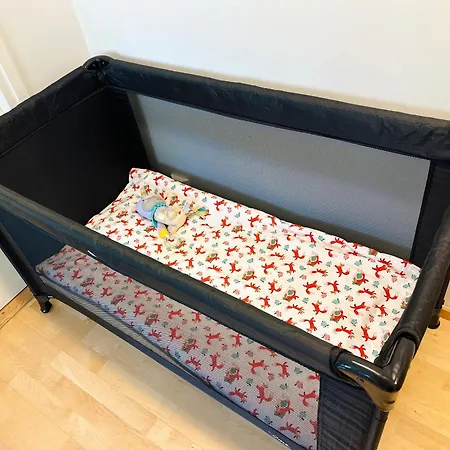 Stylish One Bedroom - Metro, Sauna And Free Parking * 헬싱키