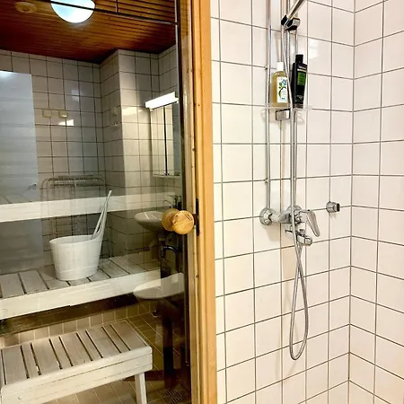 Stylish One Bedroom - Metro, Sauna And Free Parking *