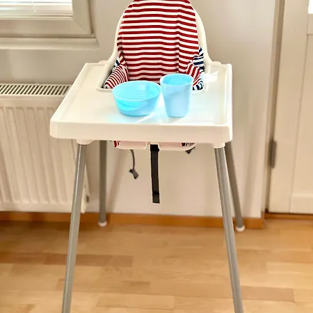 Stylish One Bedroom - Metro, Sauna And Free Parking Huoneisto *