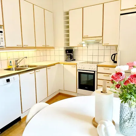 Stylish One Bedroom - Metro, Sauna And Free Parking Huoneisto *