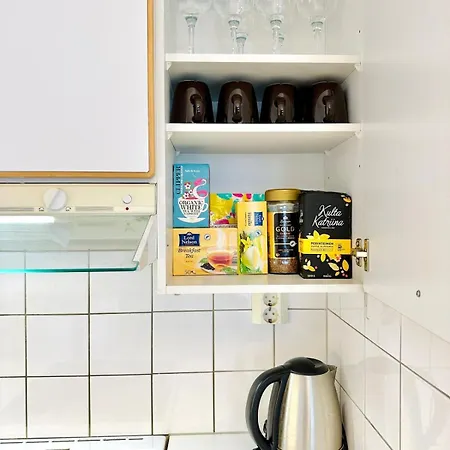 Stylish One Bedroom - Metro, Sauna And Free Parking Helsinki